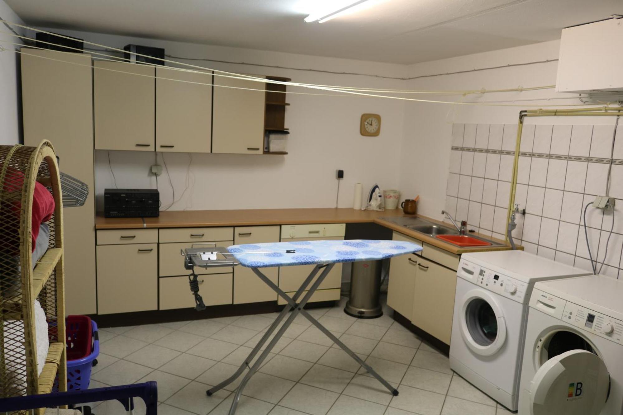 Lohrenz Apartment *